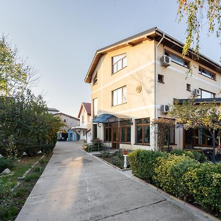 Cristalex Villaverde Bucharest Pantelimon 外观 照片
