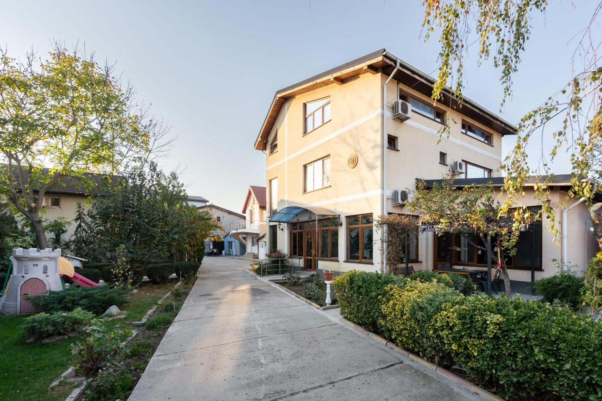 Cristalex Villaverde Bucharest Pantelimon 外观 照片